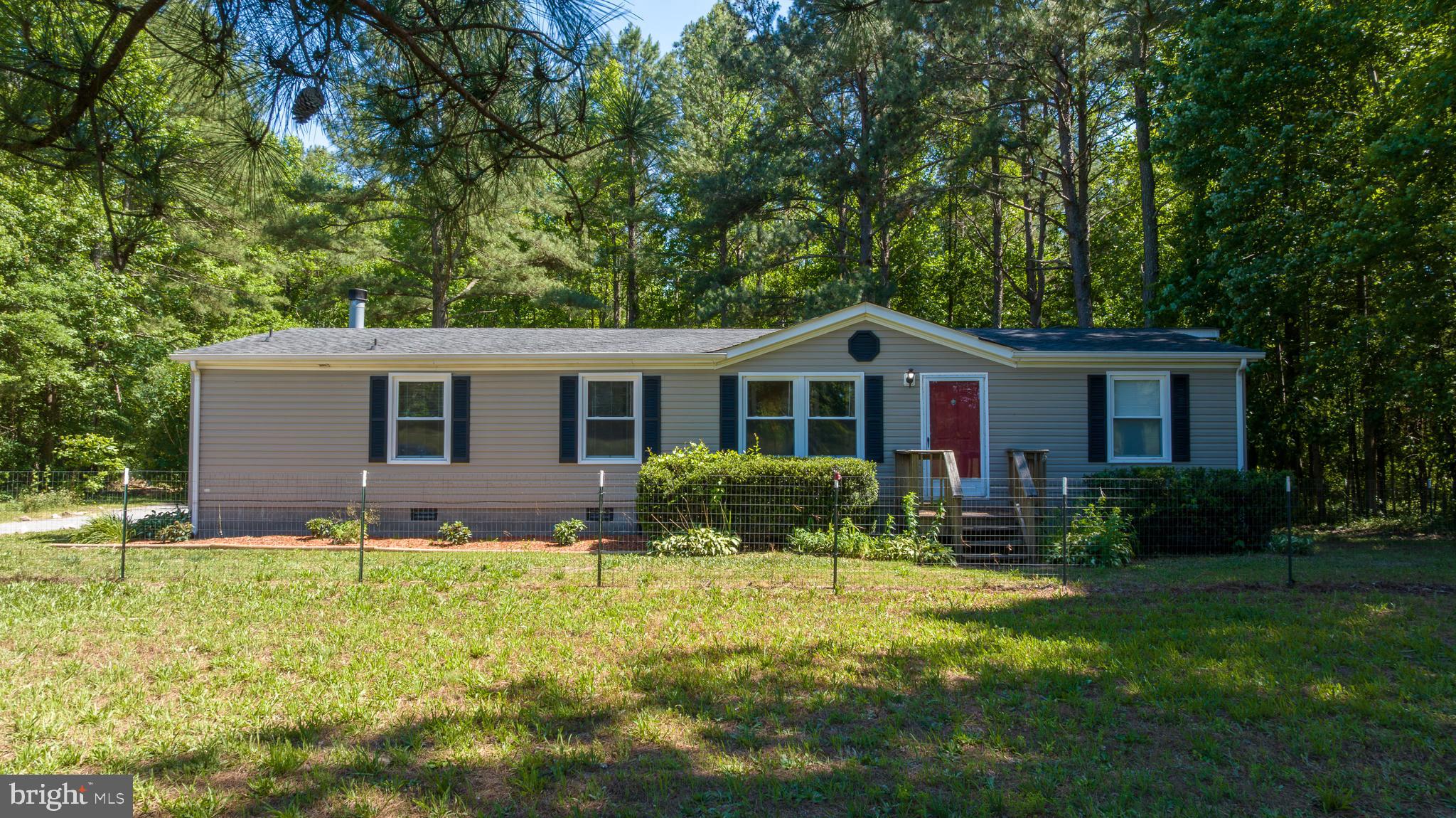 4278 Dorrell Road Aylett, VA 23009 - Photo 29 of 34 fully fenced front yard