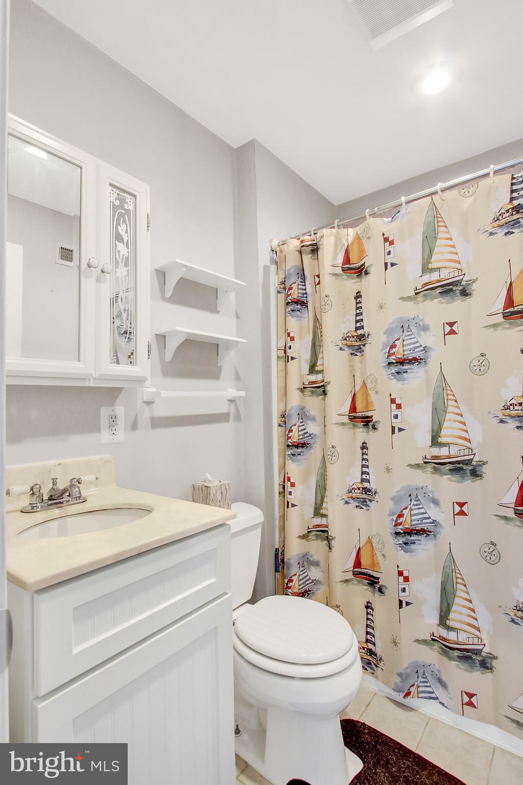 13 Old Sound Road Joppa, MD 21085 - Photo 14 of 26 Hall Bath