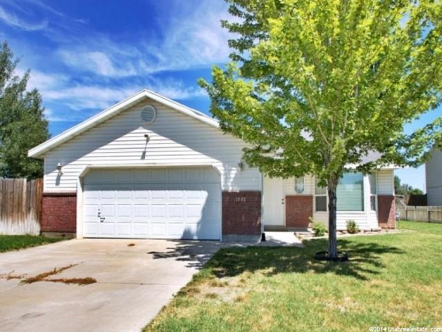 1272 West 725 North Clinton, UT 84015 - Photo 1 of 1