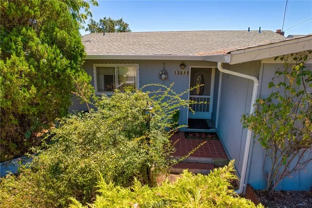 $229,000 | 13689 Arrowhead Road, Clearlake, CA 95422