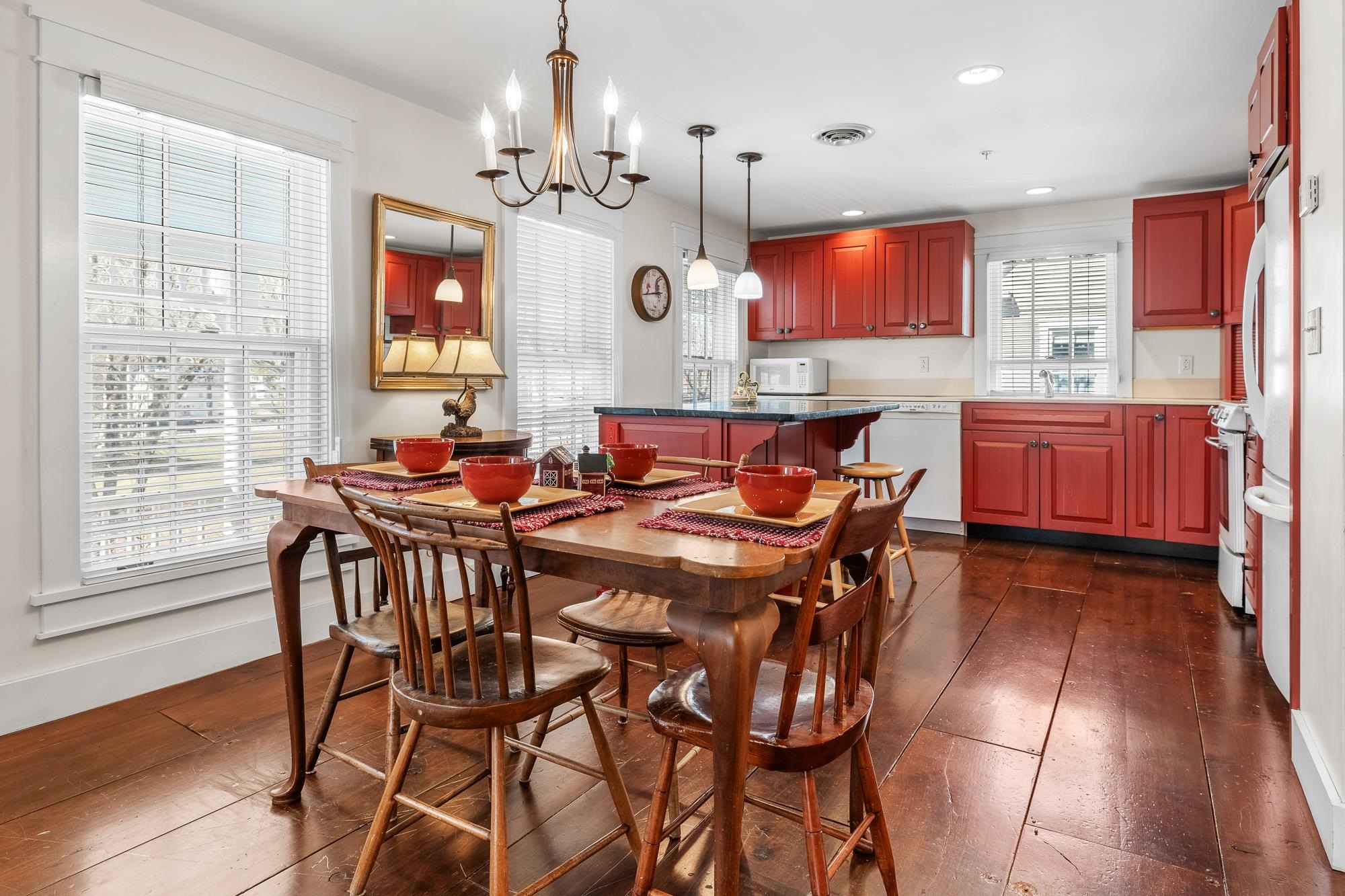 31 Huntington Place, Unit 1 2 & 3 Rochester, VT 05767 - Photo 26 of 60