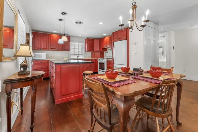 $899,000 | 31 Huntington Place, Unit 1 2 & 3, Rochester, VT 05767