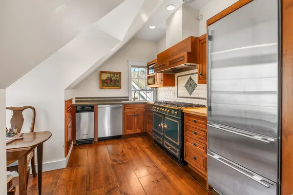 $899,000 | 31 Huntington Place, Unit 1 2 & 3, Rochester, VT 05767