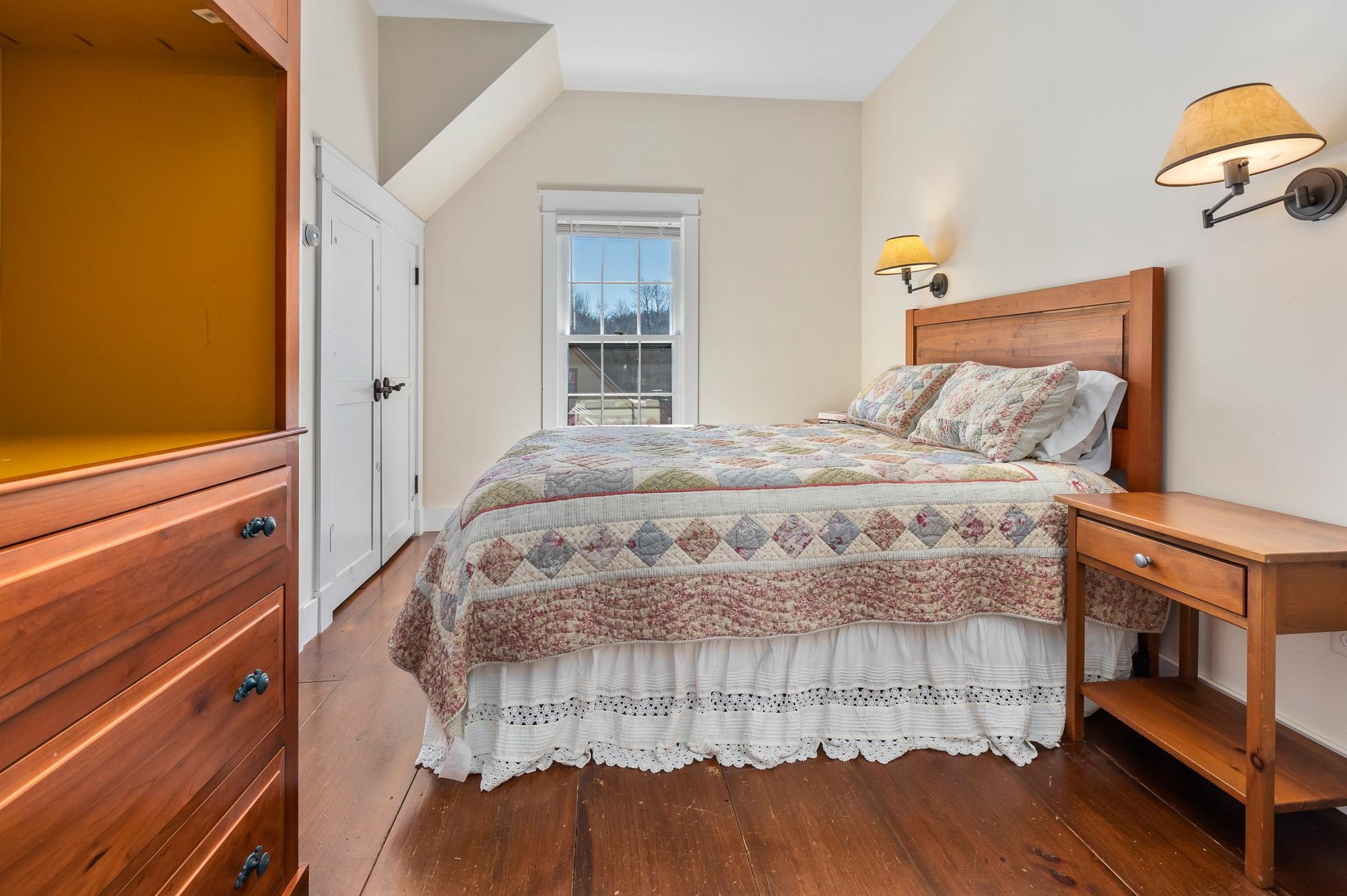 31 Huntington Place, Unit 1 2 & 3 Rochester, VT 05767 - Photo 46 of 60