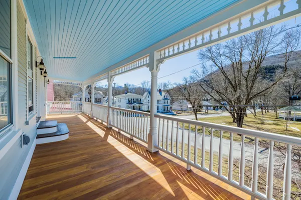 $899,000 | 31 Huntington Place, Unit 1 2 & 3, Rochester, VT 05767