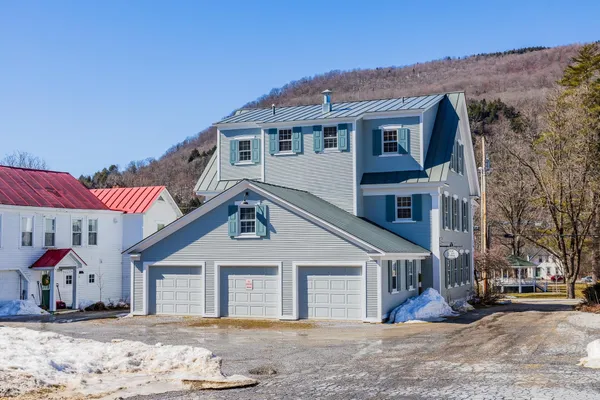 $899,000 | 31 Huntington Place, Unit 1 2 & 3, Rochester, VT 05767