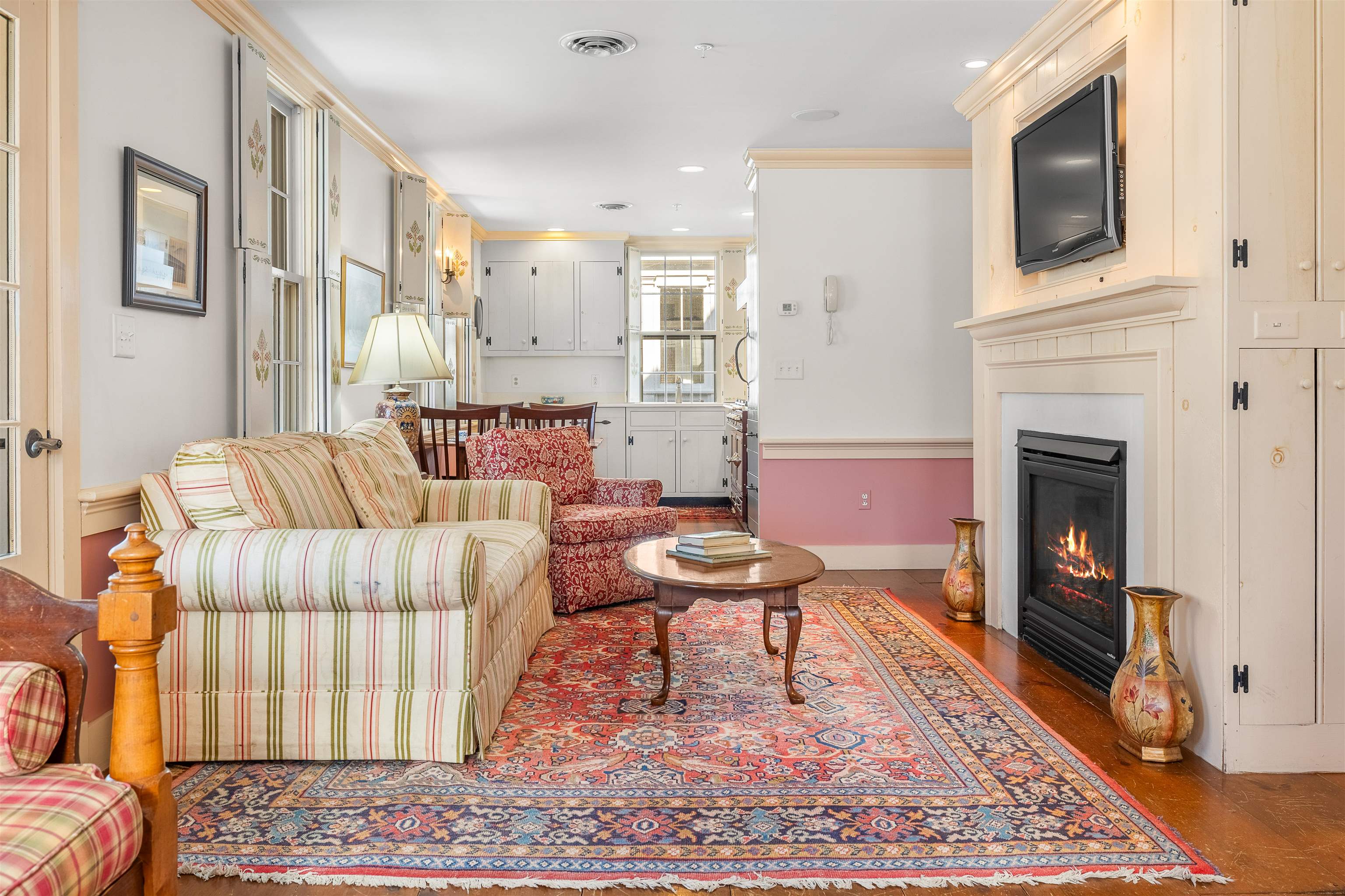 31 Huntington Place, Unit 1 2 & 3 Rochester, VT 05767 - Photo 7 of 60