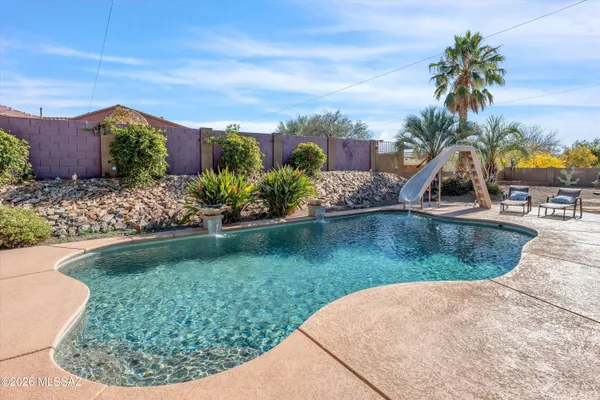 $640,000 | 9529 South Camino Adamada, Vail, AZ 85641