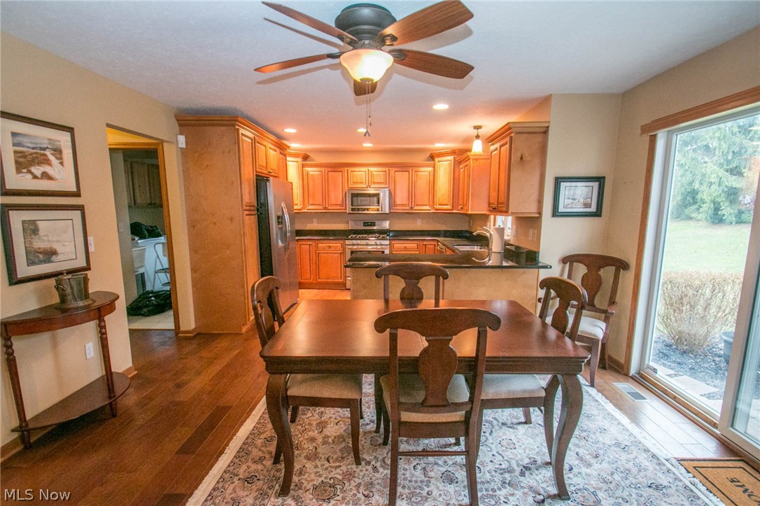 2950 Ravineview Circle Stow, OH 44224 - Photo 9 of 35 Gallery Image 9