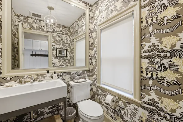 $1,525,000 | 847 Massachusetts Avenue, Lexington, MA 02420