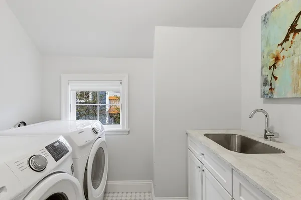 $1,525,000 | 847 Massachusetts Avenue, Lexington, MA 02420