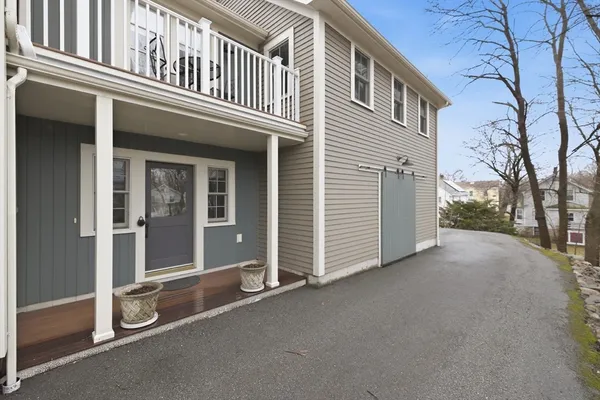 $1,525,000 | 847 Massachusetts Avenue, Lexington, MA 02420