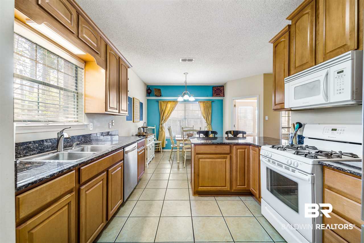 7170 Highpointe Place West Daphne, AL 36527 - Photo 15 of 32