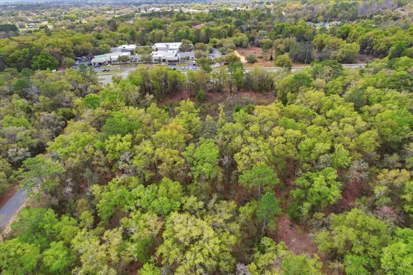 $675,000 | 161 West Norvell Bryant Highway, Hernando, FL 34442