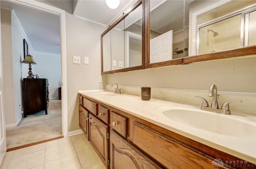 225 Davis Road Centerville, OH 45459 - Photo 44 of 70
