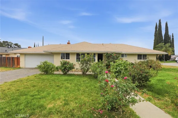 $349,900 | 526 West Hoffer Street, Banning, CA 92220