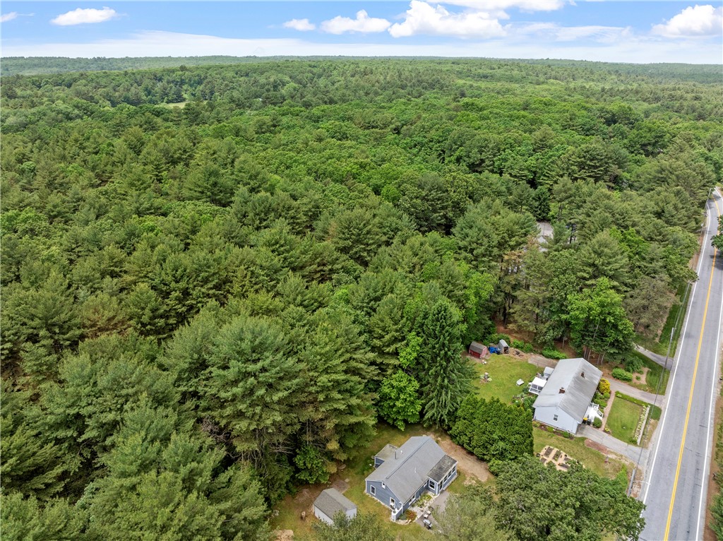 202 Round Top Road Burrillville, RI 02830 - Photo 8 of 29