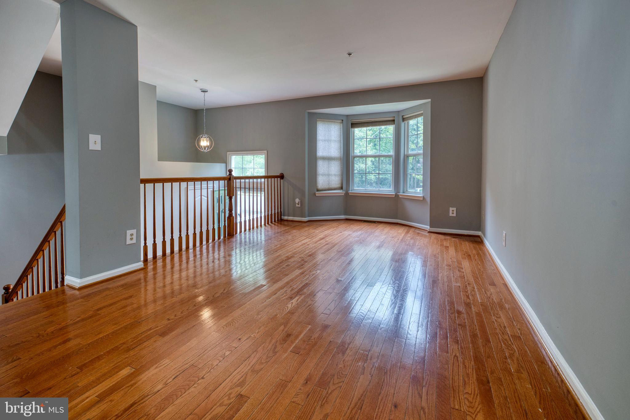 30 Flaxleaf Court Baltimore, MD 21221 - Photo 5 of 27 Living Room