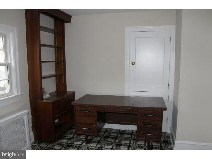 325 Sutherland Road Ewing, NJ 08618 - Photo 12 of 15 Bedroom 3