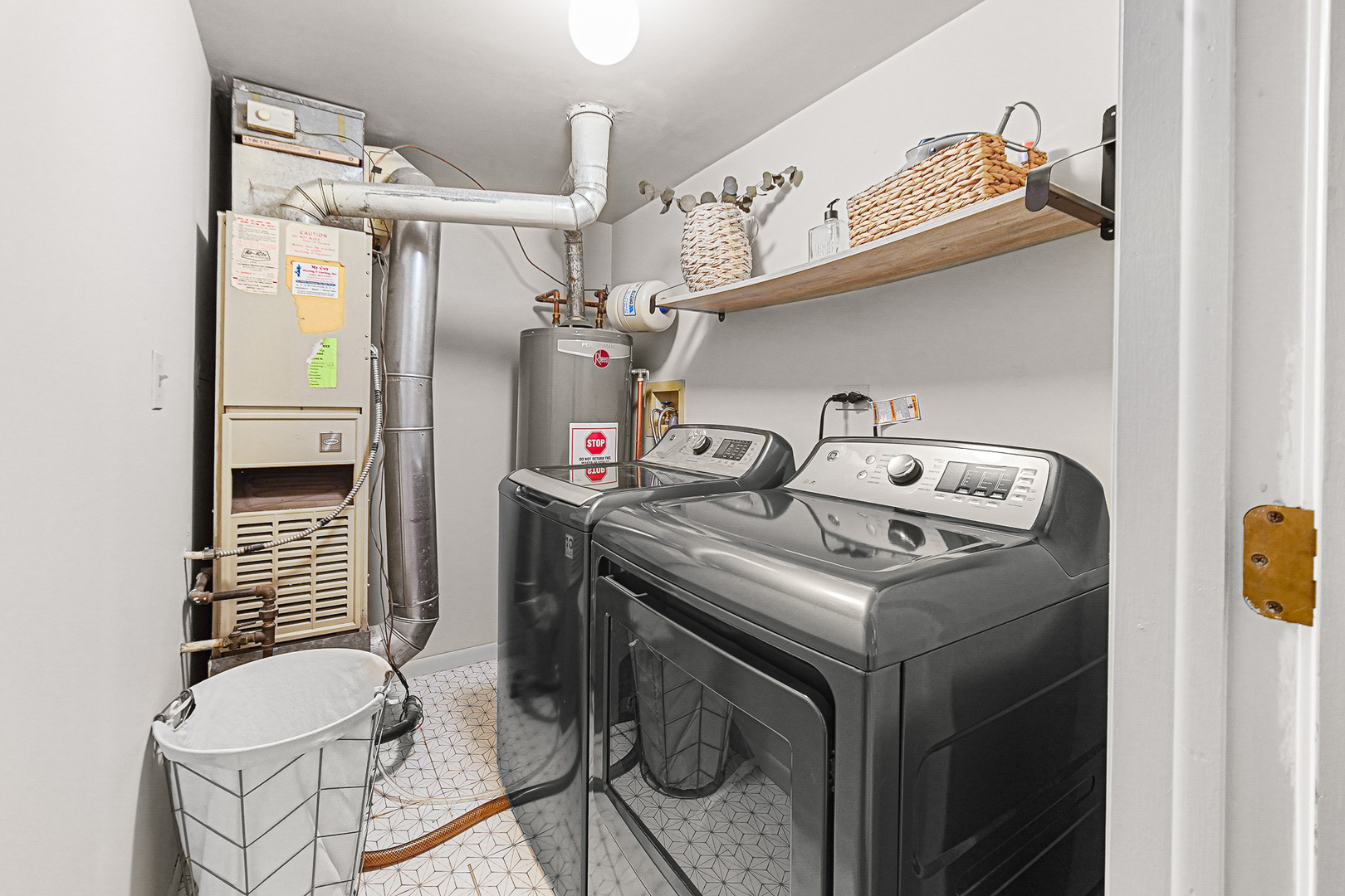 192 Golfview Drive Glendale Heights, IL 60139 - Photo 18 of 27