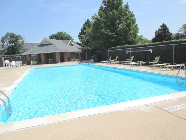 192 Golfview Drive Glendale Heights, IL 60139 - Photo 24 of 27