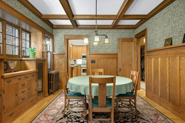 $629,900 | 2300 Grand Avenue South, Minneapolis, MN 55405