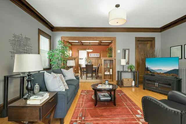 $629,900 | 2300 Grand Avenue South, Minneapolis, MN 55405