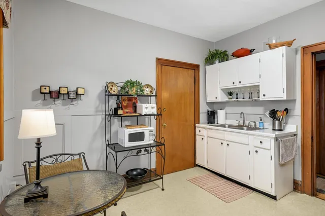 $629,900 | 2300 Grand Avenue South, Minneapolis, MN 55405