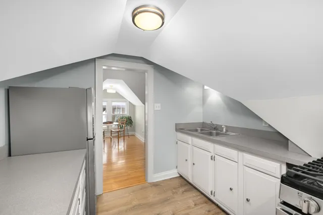 $629,900 | 2300 Grand Avenue South, Minneapolis, MN 55405