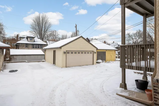 $629,900 | 2300 Grand Avenue South, Minneapolis, MN 55405