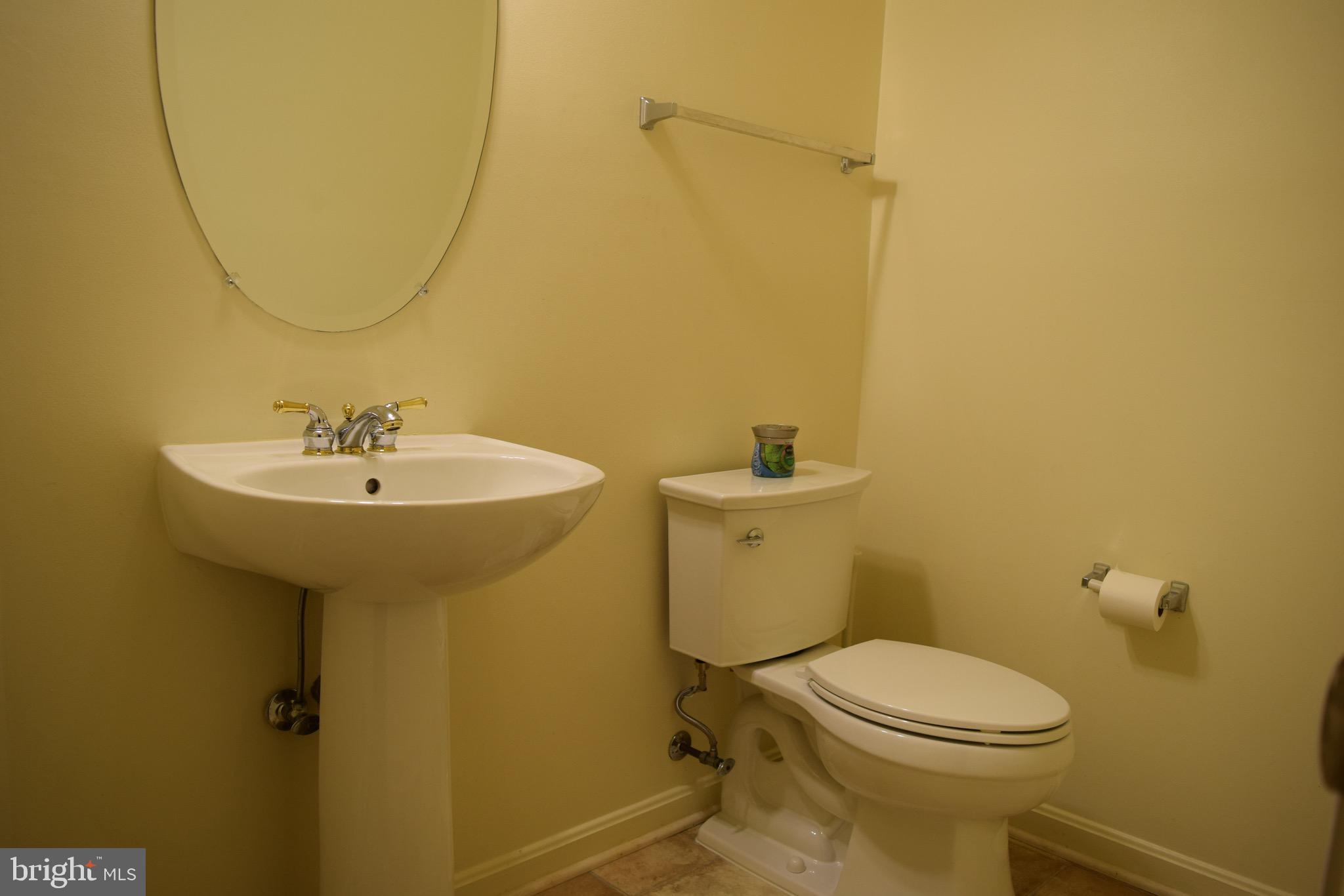 9209 Lorton Valley Road Lorton, VA 22079 - Photo 11 of 21 Powder Room