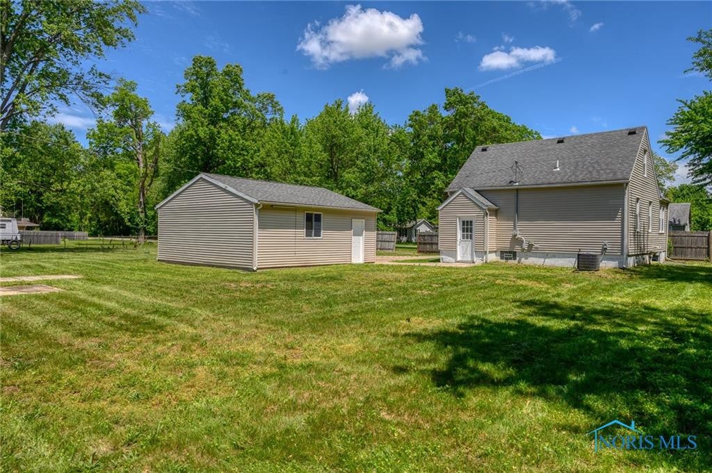 5901 Meade Road Sylvania, OH 43560 - Photo 16 of 17 Gallery Image 16