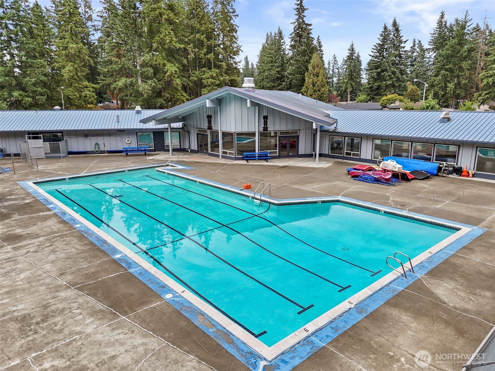 26604 191st Place Southeast Covington, WA 98042 - Photo 28 of 34 a view of a house with pool and a yard