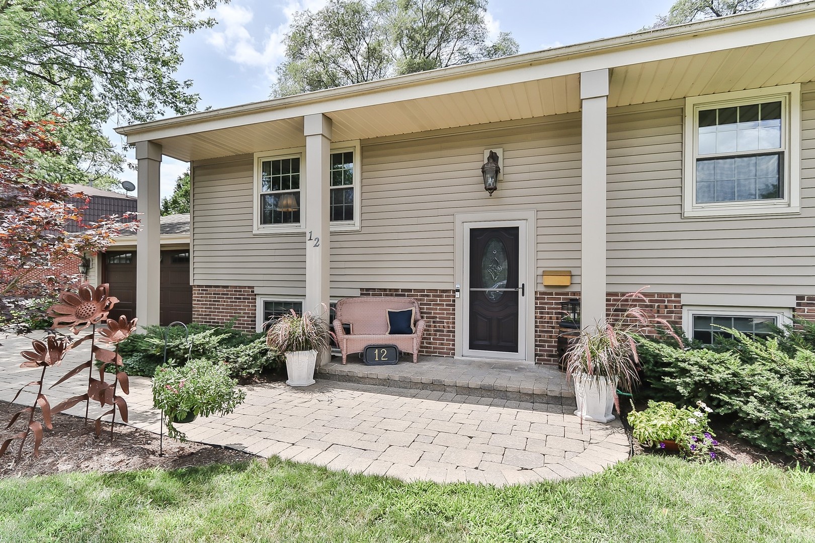 12 Prospect Road Lake Zurich, IL 60047 - Photo 2 of 30