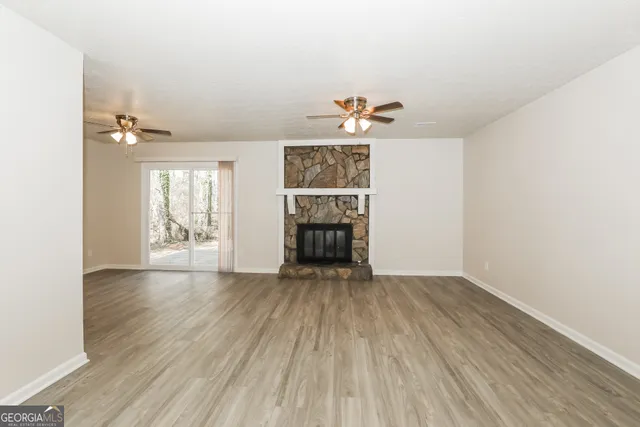 $1,815 | 9319 Forest Knoll Drive, Jonesboro, GA 30238