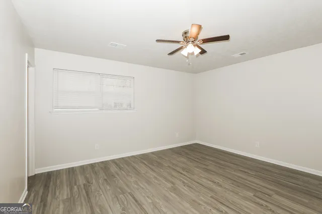 $1,815 | 9319 Forest Knoll Drive, Jonesboro, GA 30238