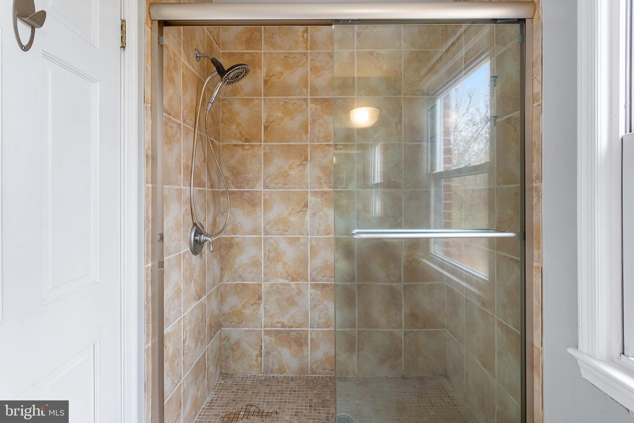 13420 Query Mill Road North Potomac, MD 20878 - Photo 24 of 69 Gallery Image 24