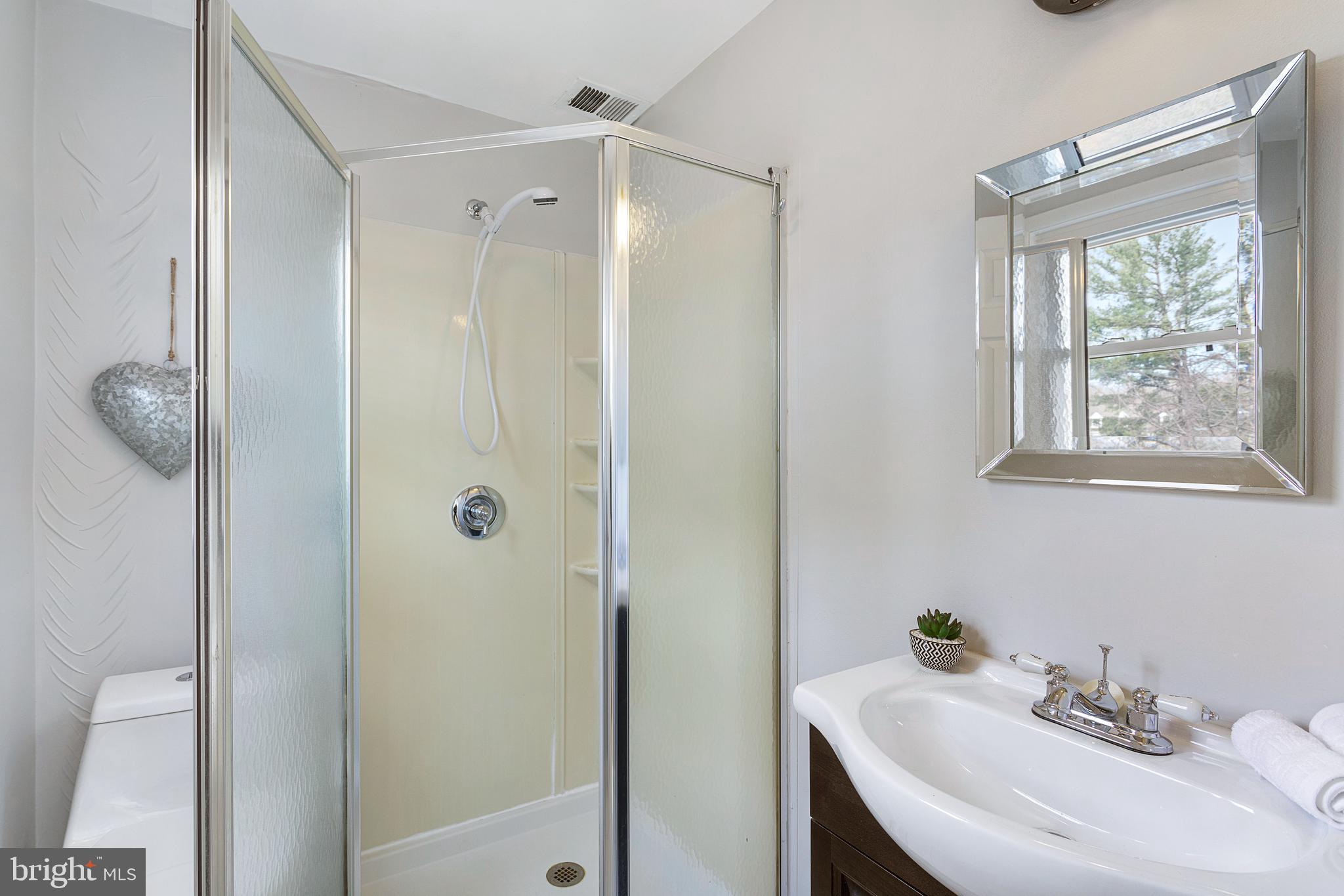 13420 Query Mill Road North Potomac, MD 20878 - Photo 30 of 69 Gallery Image 30
