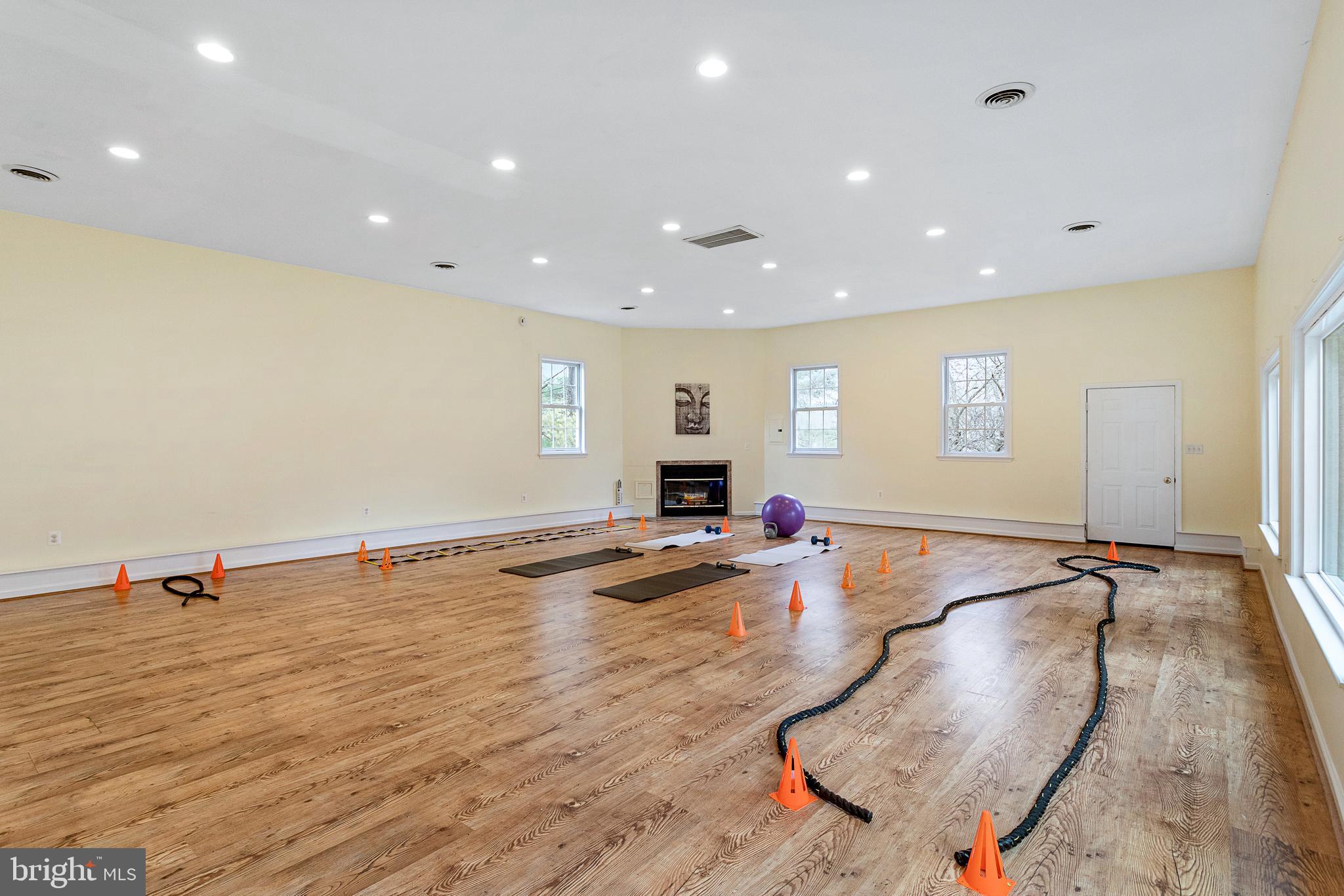 13420 Query Mill Road North Potomac, MD 20878 - Photo 54 of 69 Gallery Image 54