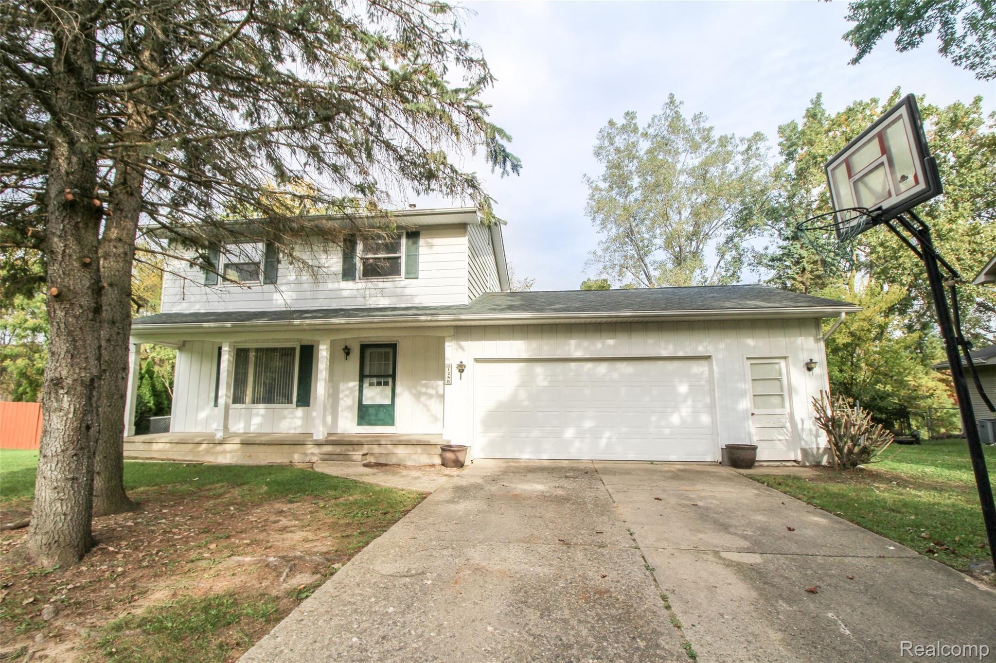 1258 Stonehenge Road Flint, MI 48532 - Photo 29 of 30 30.jpg