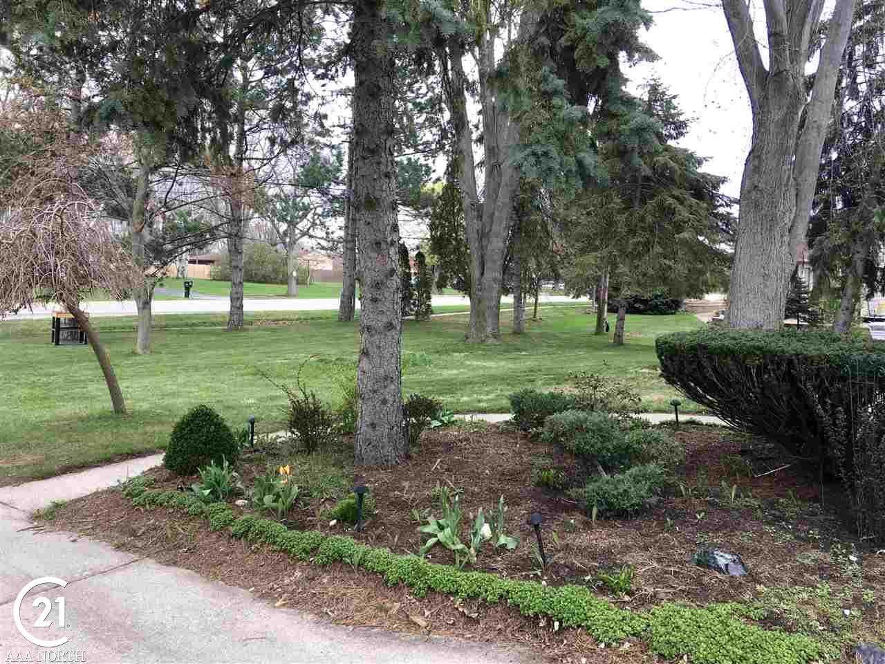 47634 Sugarbush Road Chesterfield, MI 48047 - Photo 9 of 53