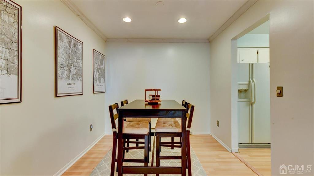 3 The Crescent Clinton, NJ 08809 - Photo 14 of 37 a workspace with furniture and window