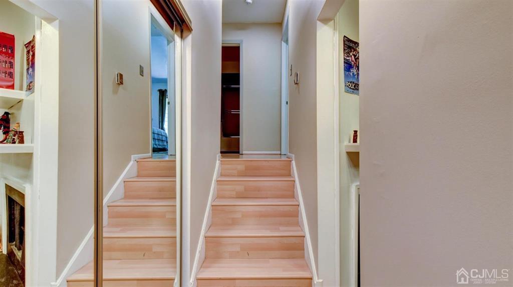 3 The Crescent Clinton, NJ 08809 - Photo 26 of 37 a view of an entryway