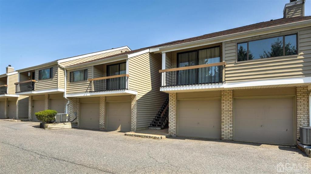 3 The Crescent Clinton, NJ 08809 - Photo 4 of 37 a front view of a house