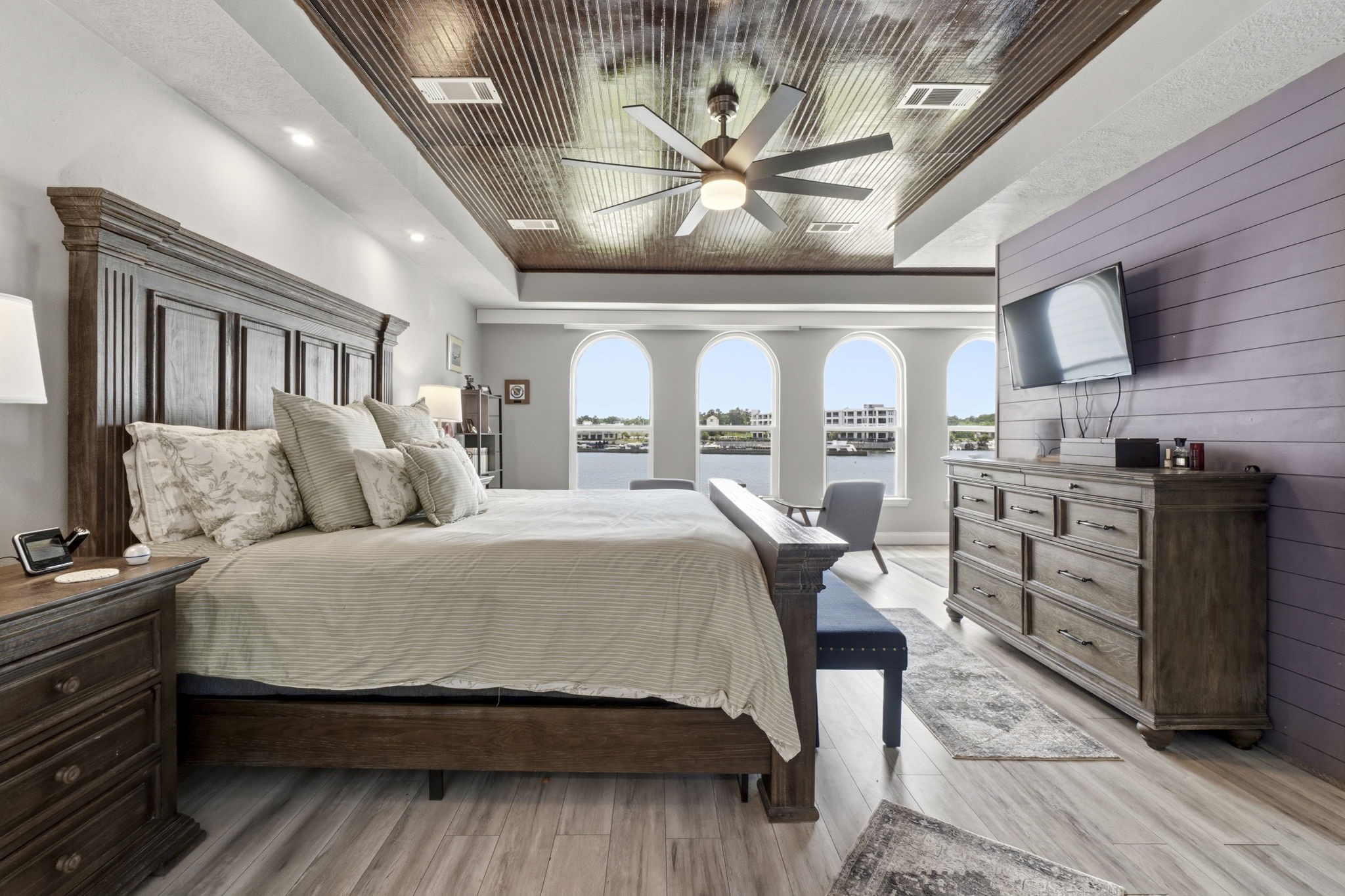 2 Key Harbour Conroe, TX 77356 - Photo 25 of 41 a bedroom with a large bed and a large window