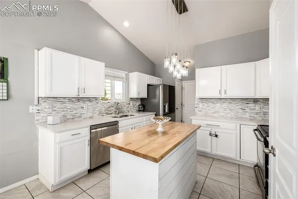 $489,000 | 830 Winebrook Way, Fountain, CO 80817