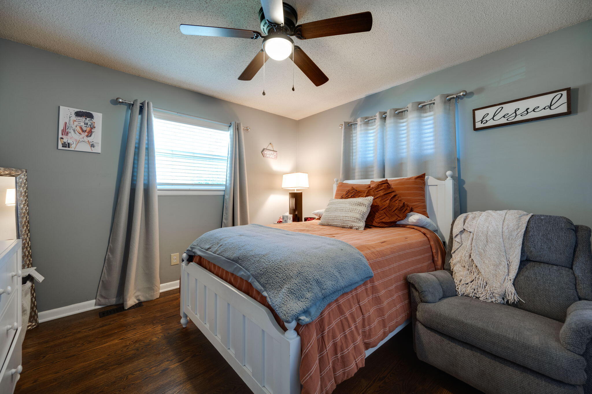 2508 Jenkins Road Chattanooga, TN 37421 - Photo 2 of 32 2-web-or-mls-DSC_6718