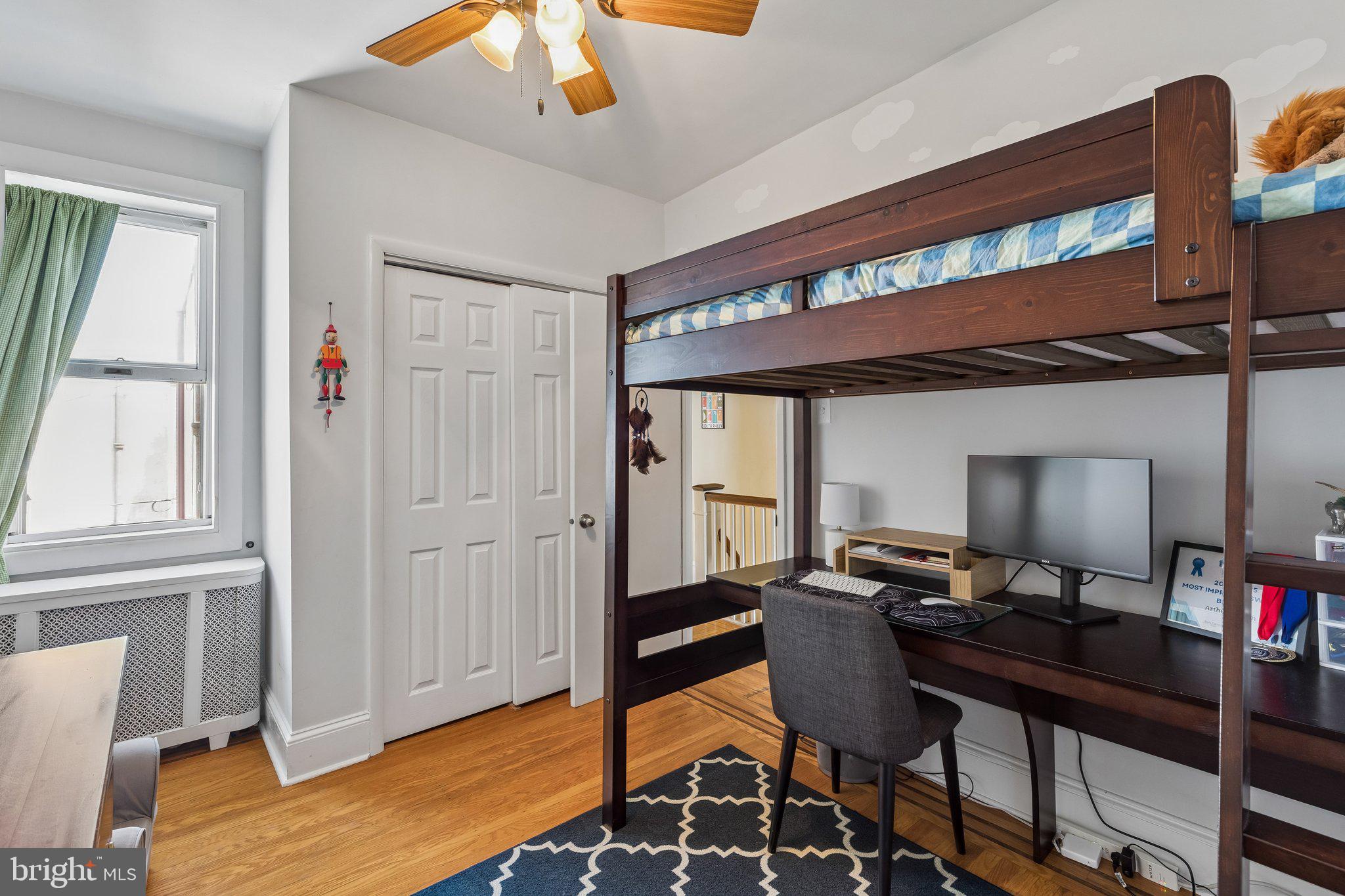1109 Morris Street Philadelphia, PA 19148 - Photo 25 of 32 2nd Floor Middle Bedroom with Closet and Window