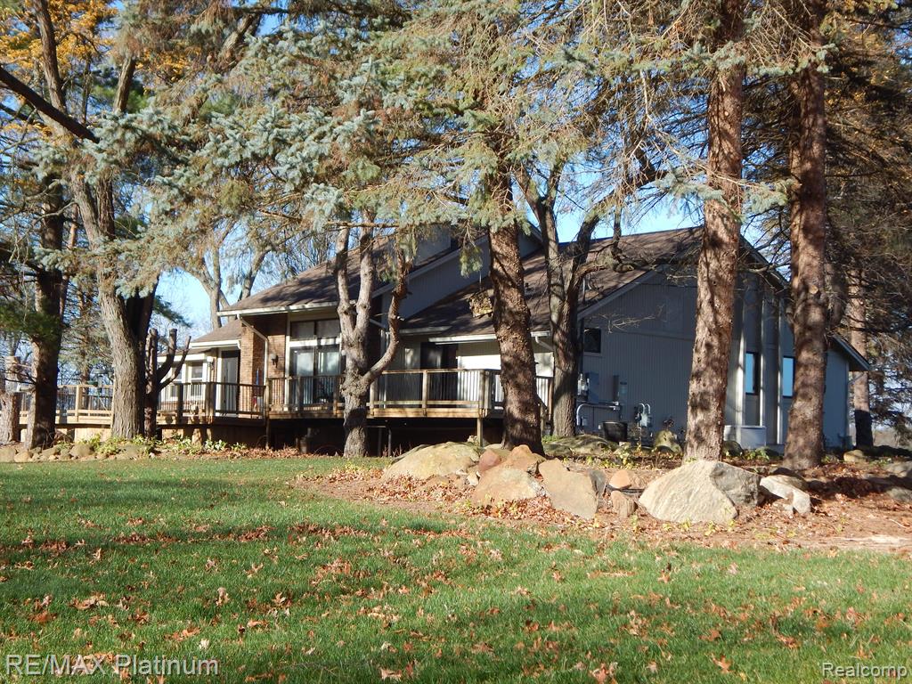 3825 North Hickory Ridge Road Highland, MI 48357 - Photo 78 of 80