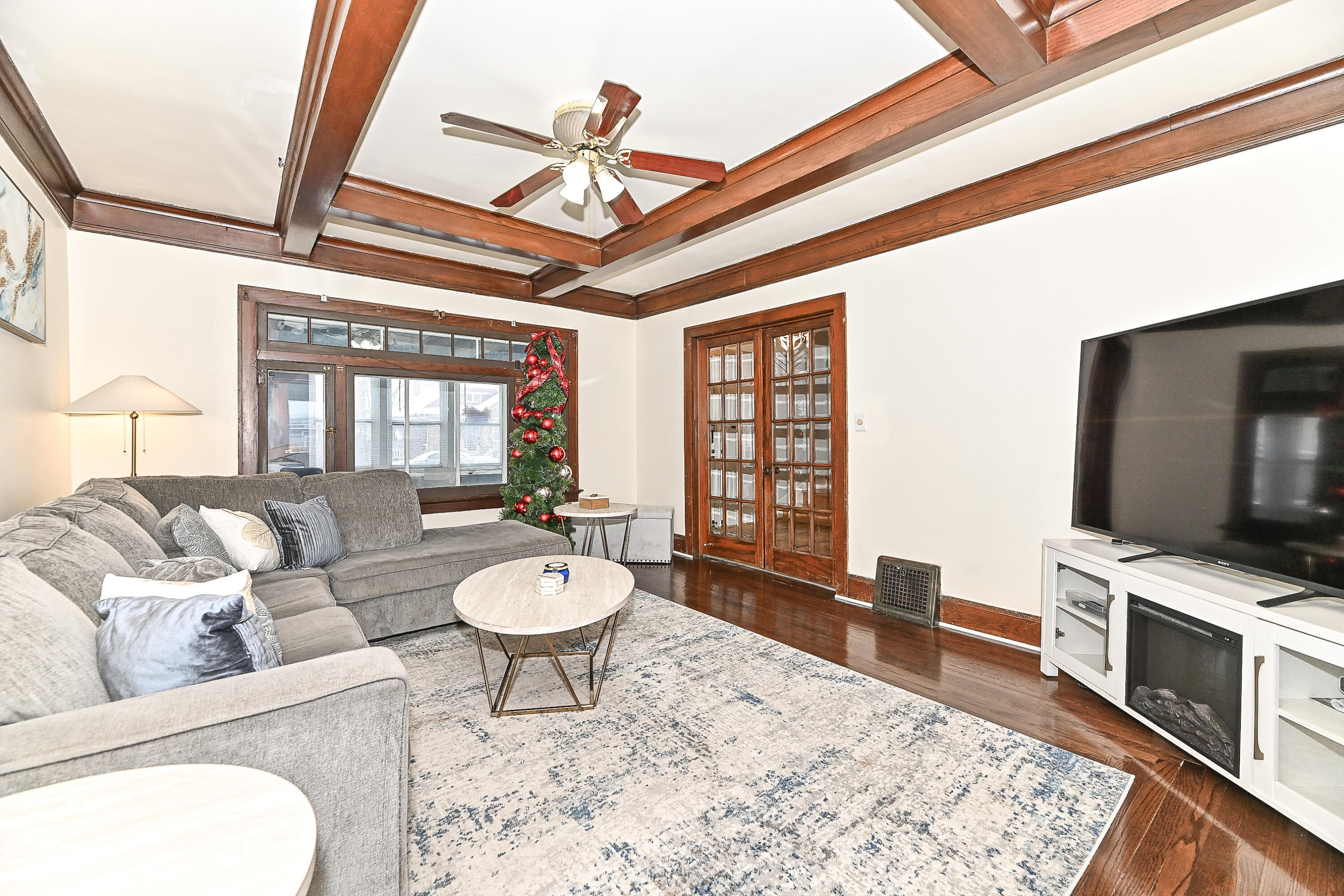 2031 Slauson Avenue Racine, WI 53403 - Photo 11 of 38 more living room